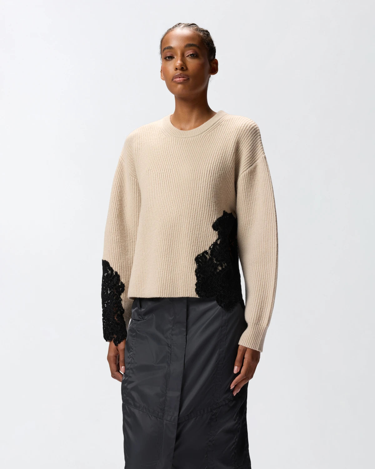 Maglione girocollo con pizzo