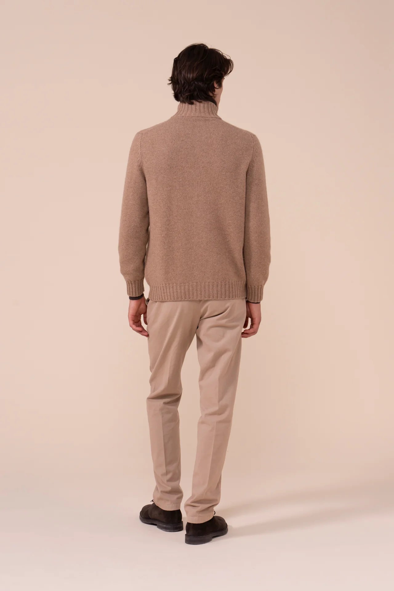 Favonius 428 cardigan in cashmere con bottoni