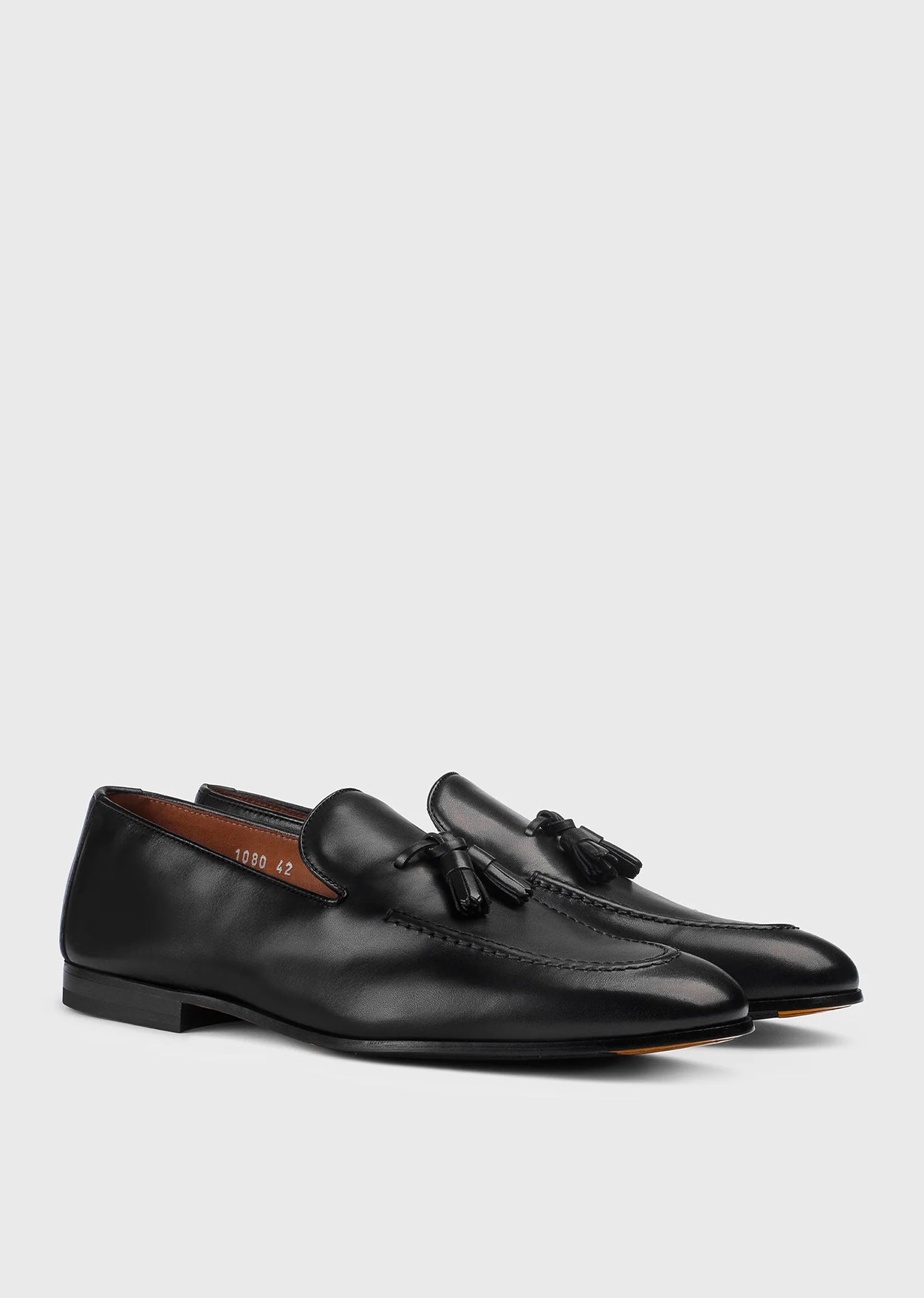 Mocassino con nappine in pelle nero