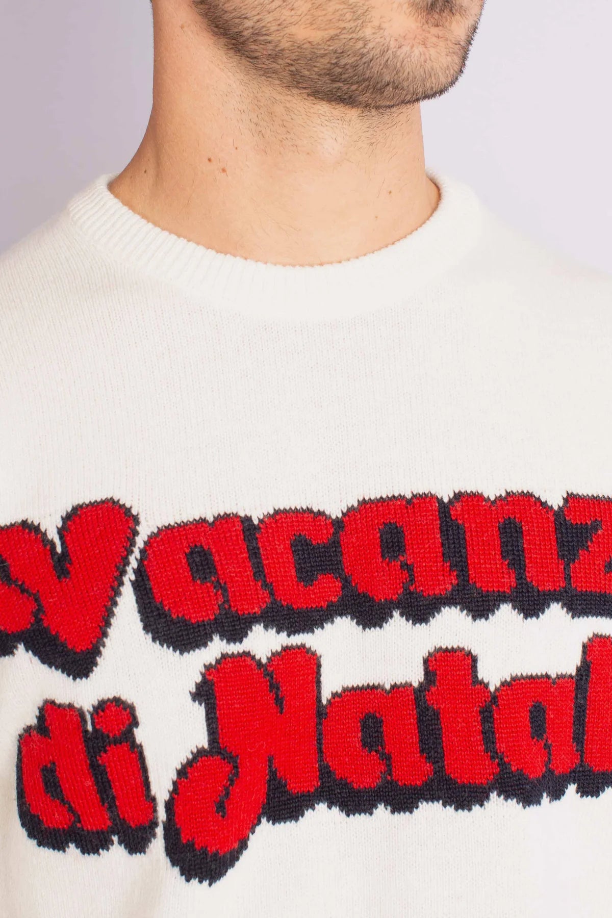 ROUND-NECK SWEATER