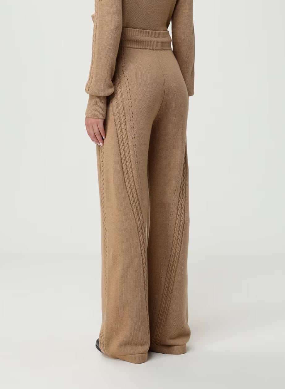 Pantalone cropped in misto lana e cashmere con motivo a treccia