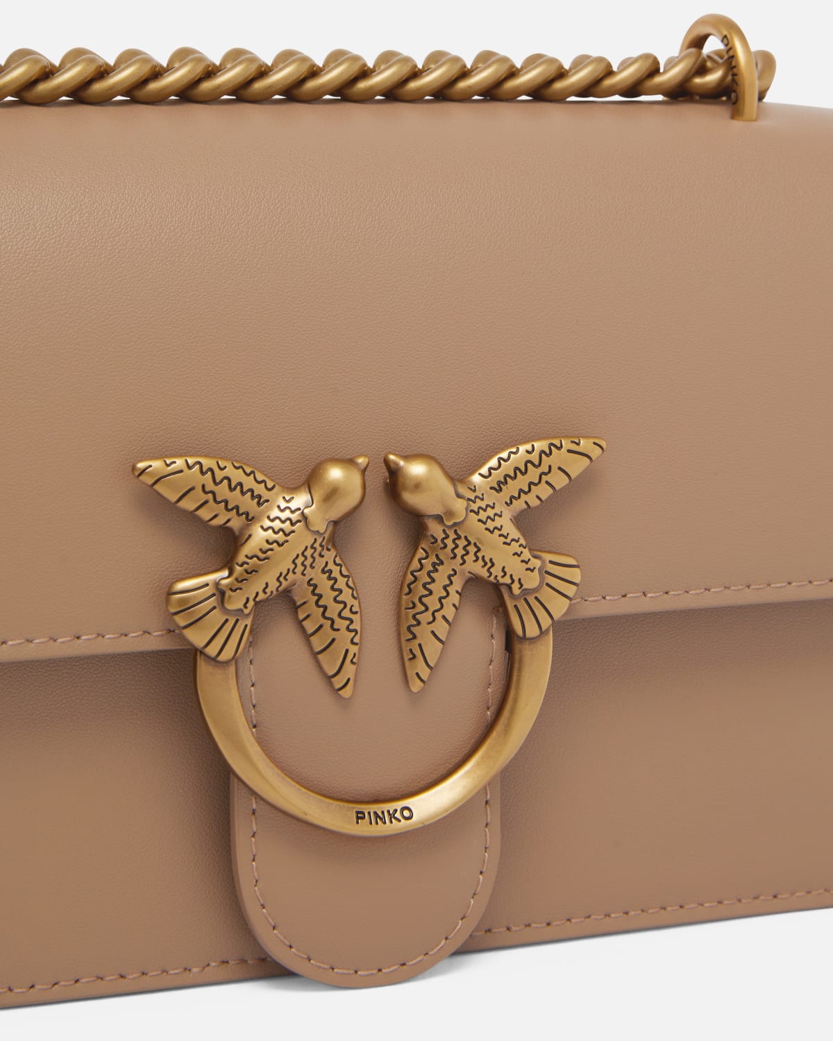 Borsa a tracolla piccola Love Bag in pelle liscia