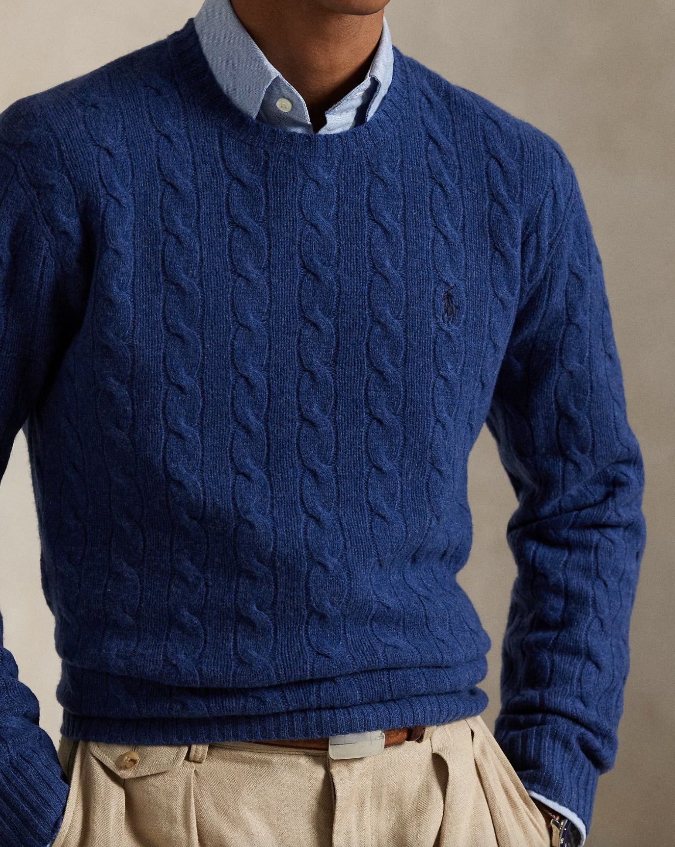 Maglia in lana e cashmere a trecce