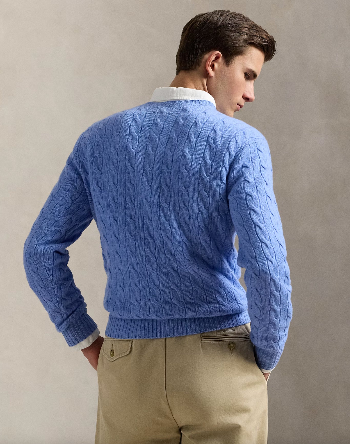 Maglia in lana e cashmere a trecce