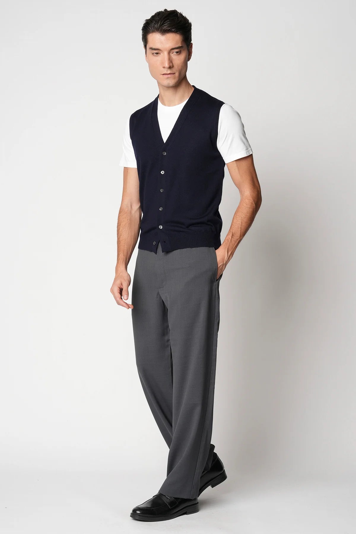 Gilet rasato in lana merino extrafine